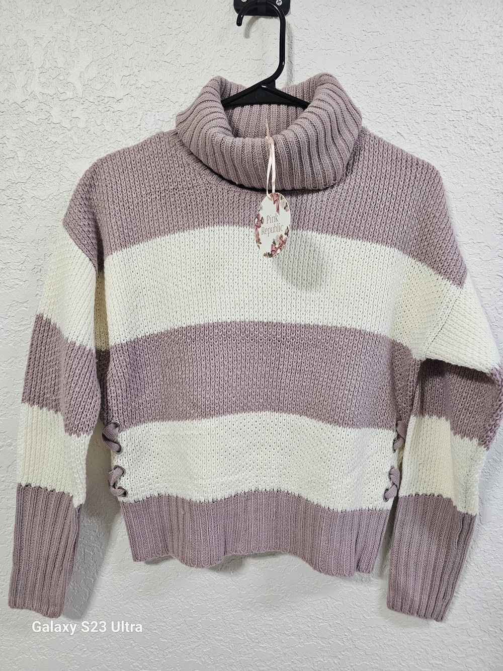 Pink Republic Women's Striped Turtleneck Sweater - Mauve & Cream